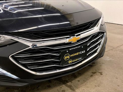 Used 2023 Chevrolet Malibu LT image 32