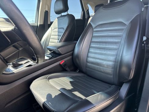 Used 2018 Ford Edge SEL w/ Equipment Group 201A image 7