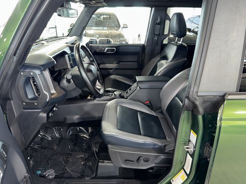 Used 2023 Ford Bronco Outer Banks AWD/4WD image 18