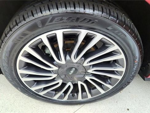 Used 2022 Lincoln Corsair Standard w/ Premium Package image 59