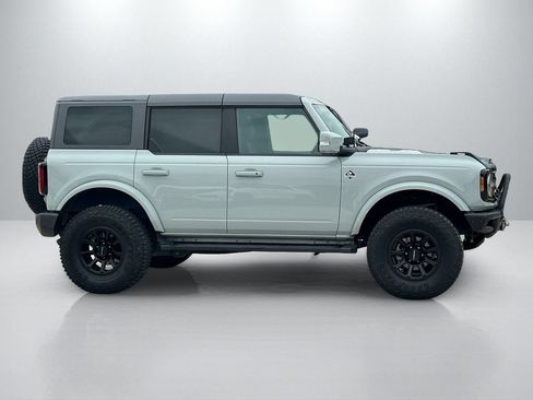 Used 2023 Ford Bronco Outer Banks AWD/4WD image 4