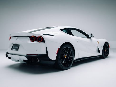Used 2019 Ferrari 812 Superfast image 18
