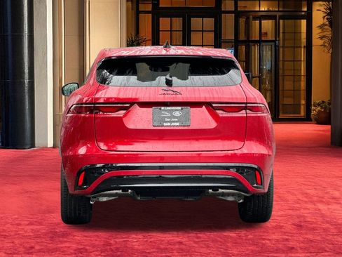 New 2025 Jaguar F-PACE R-Dynamic S image 11