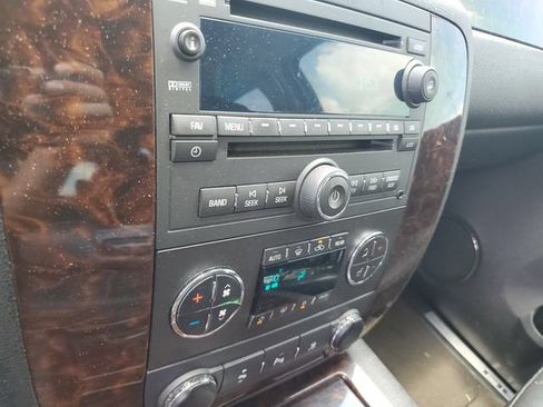 Used 2009 GMC Yukon Denali AWD/4WD image 17
