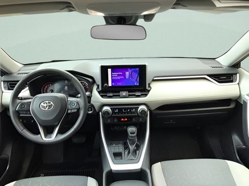 Used 2023 Toyota RAV4 XLE w/ Convenience Package AWD/4WD image 15