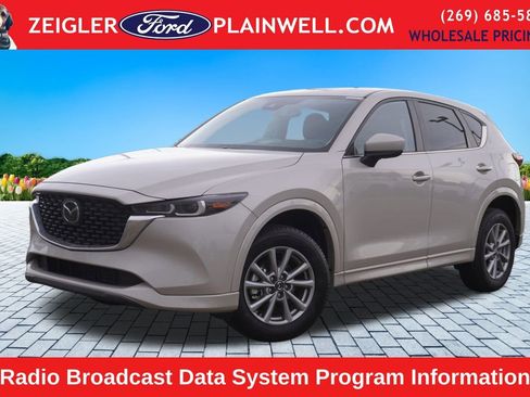 Used 2025 MAZDA CX-5 AWD 2.5 S w/ Preferred Package image 1
