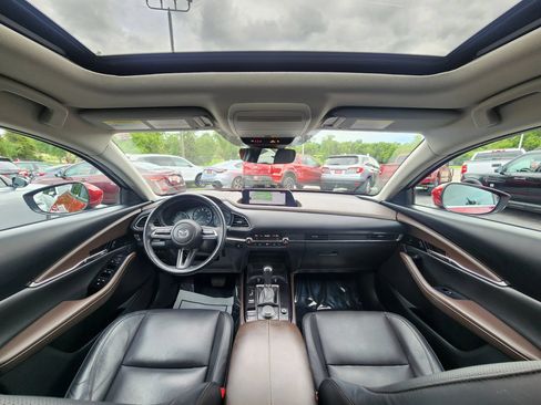 Used 2022 MAZDA CX-30 AWD 2.5 S w/ Premium Package image 9