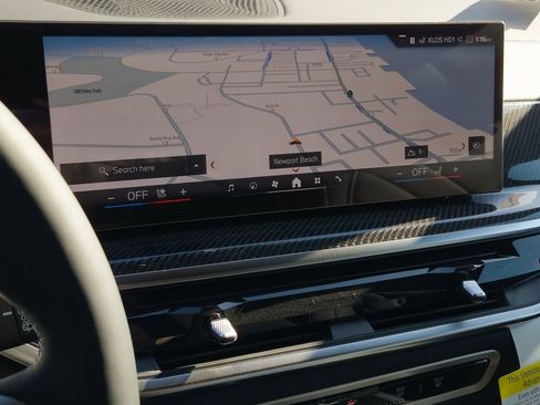 New 2026 BMW X5 M60i w/ Executive Package image 13