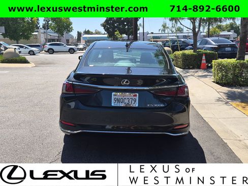 Certified 2024 Lexus ES 300h w/ Accessory Package (Z1) FWD image 9