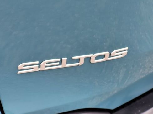 New 2026 Kia Seltos S FWD image 6