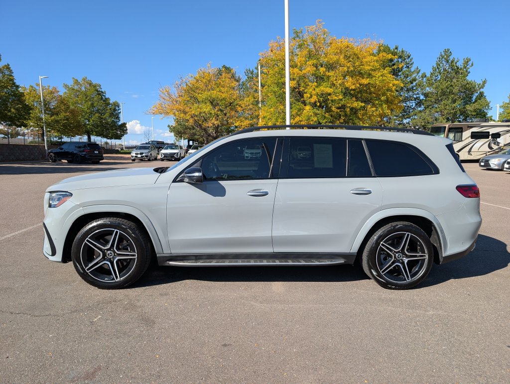 Used 2024 Mercedes-Benz GLS 450 4MATIC image 3