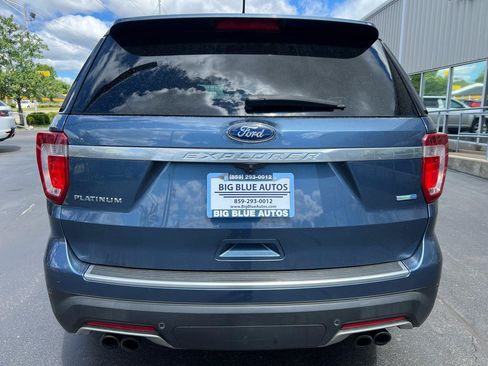 Used 2018 Ford Explorer Platinum AWD/4WD image 4