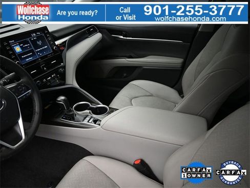 Used 2023 Toyota Camry XLE image 16