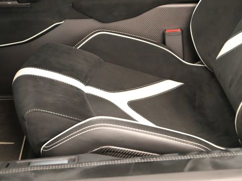 Used 2016 Lamborghini Aventador LP 750-4 Superveloce image 30