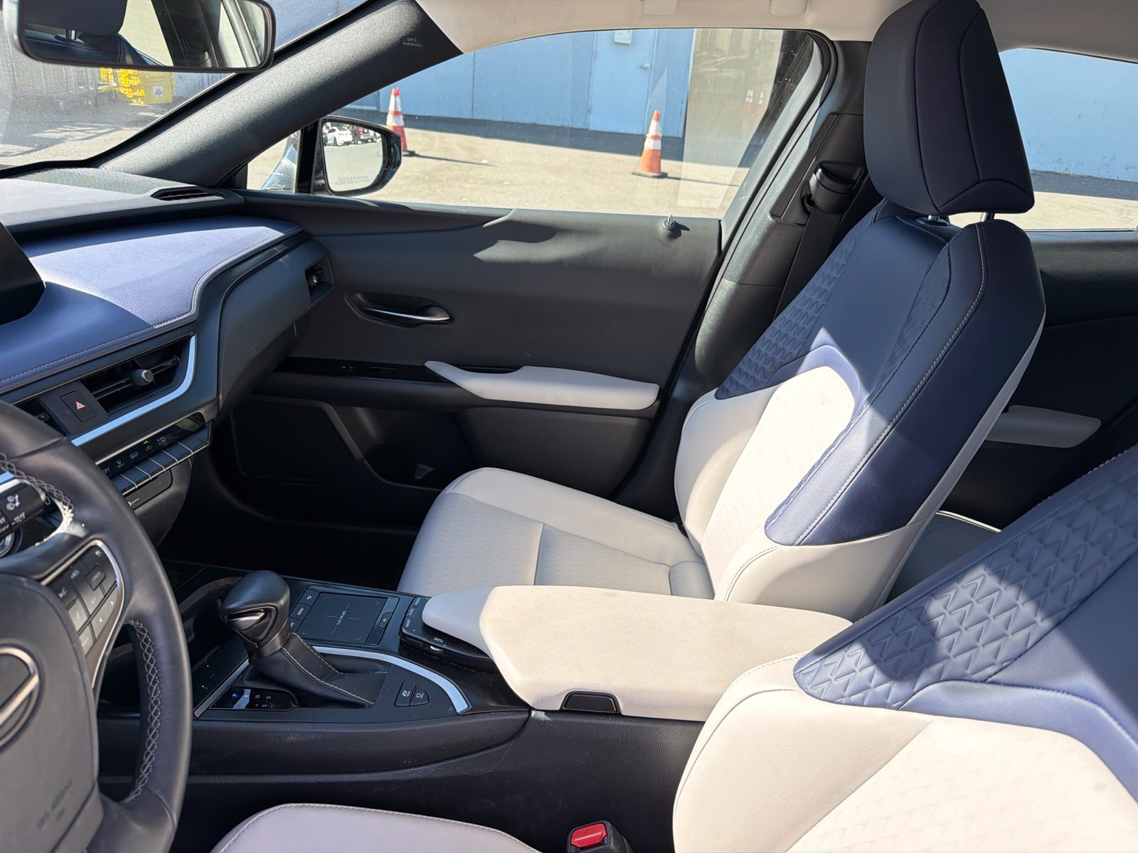 Used 2020 Lexus UX 250h w/ Accessory Package AWD/4WD image 6