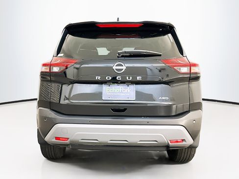 Used 2023 Nissan Rogue S AWD/4WD image 7