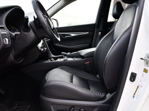 Used 2022 INFINITI QX50 Luxe image 13