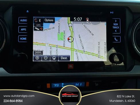 Used 2018 Toyota Tacoma Limited image 16