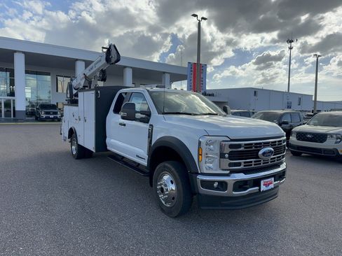 New 2026 Ford F550 4x4 SuperCab Super Duty image 4