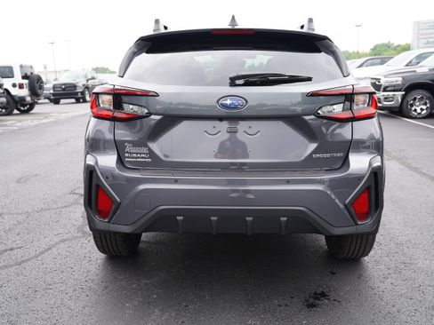 Used 2025 Subaru Crosstrek 2.5i Limited AWD/4WD image 7