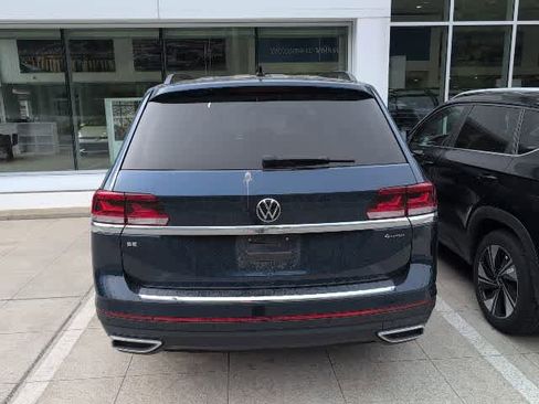 Certified 2023 Volkswagen Atlas SE AWD/4WD image 3