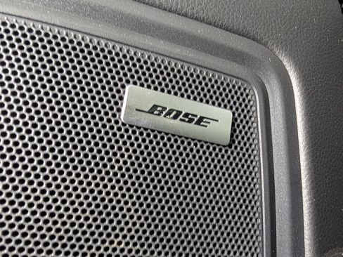 Certified 2025 Porsche Macan image 27