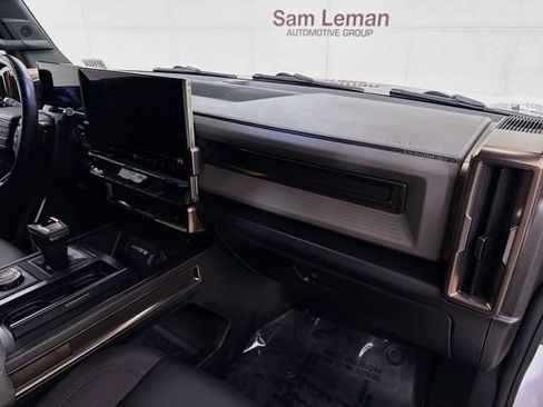 Used 2024 GMC Hummer EV 3X AWD/4WD image 31