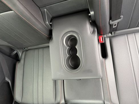 Used 2024 Volkswagen Tiguan Wolfsburg Edition image 17