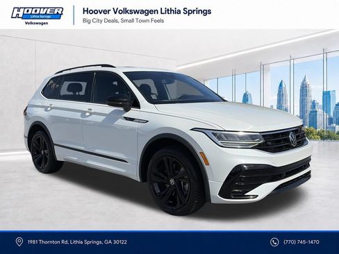 Used 2023 Volkswagen Tiguan SE R-Line FWD image 27