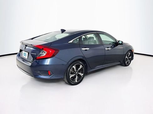 Used 2017 Honda Civic Touring image 8