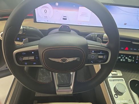 New 2026 Genesis GV70 3.5T Sport Prestige AWD/4WD image 17