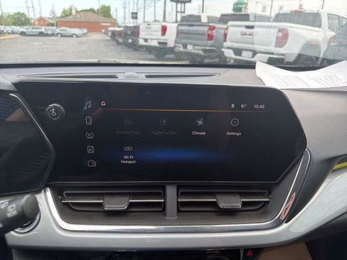 Used 2025 Chevrolet Trax LT w/ Driver Confidence Package FWD image 20