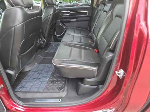 Used 2019 RAM 1500 Laramie AWD/4WD image 21