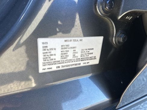 Used 2023 Tesla Model Y Long Range image 37