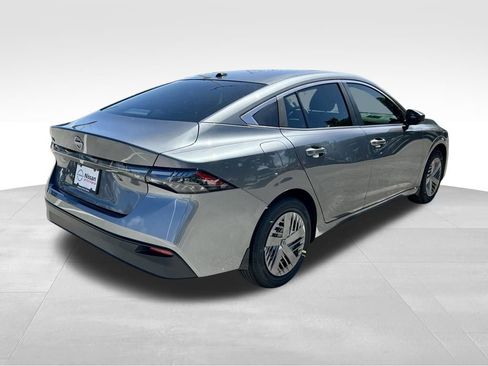 New 2026 Nissan Sentra SV w/ Floor Mat Package FWD image 5