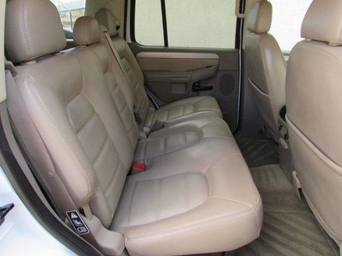 Used 2003 Ford Explorer Sport XLT image 32