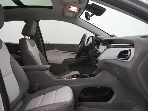 Used 2022 Chevrolet Bolt EUV Premier w/ Launch Edition image 12