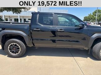 Used 2024 Toyota Tacoma TRD Sport AWD/4WD video 2