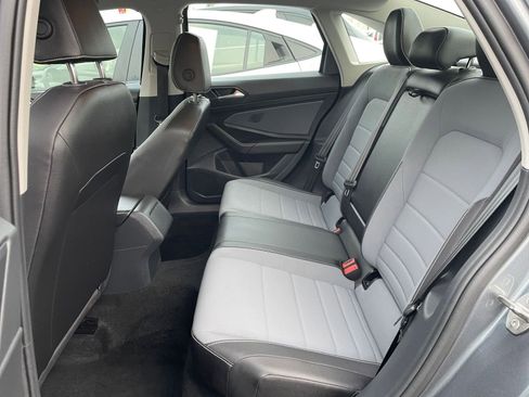 Used 2025 Volkswagen Jetta SE image 24