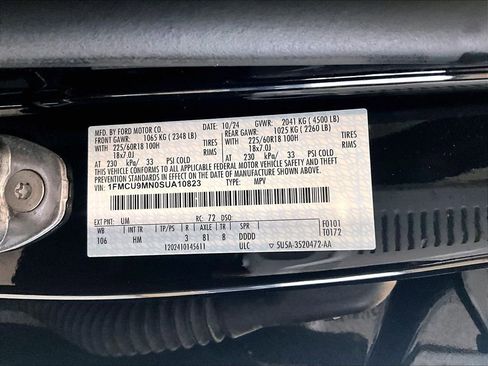 Used 2025 Ford Escape ST-Line image 34