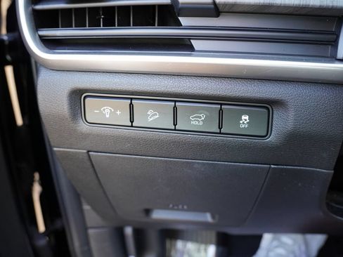 Certified 2024 Kia Telluride EX w/ EX Captain's Chair Package AWD/4WD image 26
