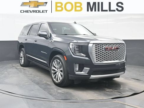 Used 2021 GMC Yukon Denali w/ Denali Premium Package AWD/4WD image 1