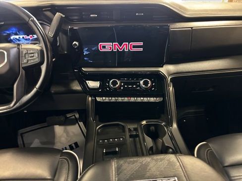 Used 2025 GMC Sierra 2500 AT4X w/ Snow Plow Prep/Camper Package image 12