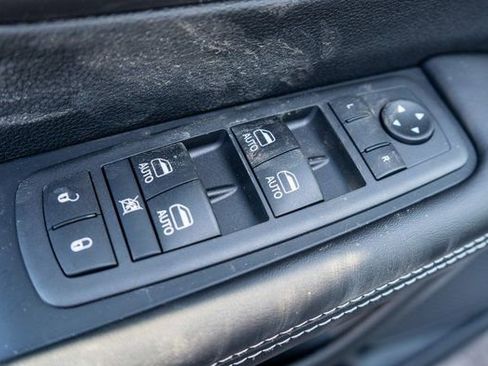 New 2026 Chrysler Pacifica Select image 15