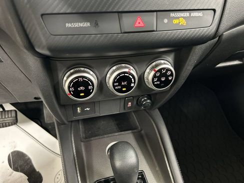 Used 2024 Mitsubishi Outlander Sport ES AWD/4WD image 16
