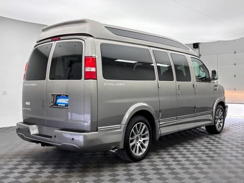 Used 2021 Chevrolet Express 2500 LS w/ Enhanced Convenience Package RWD image 8