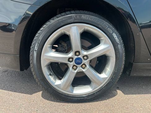 Used 2016 Ford Fusion SE w/ Equipment Group 201A AWD/4WD image 37