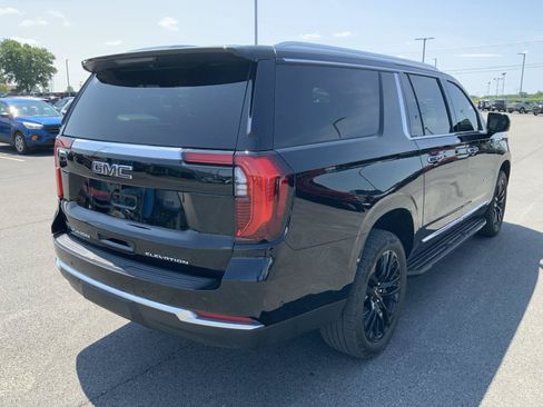 Used 2026 GMC Yukon XL Elevation w/ Elevation Premium Package AWD/4WD image 15