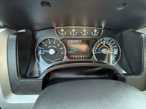 Used 2014 Ford F150 Lariat w/ Equipment Group 501A Mid AWD/4WD image 16