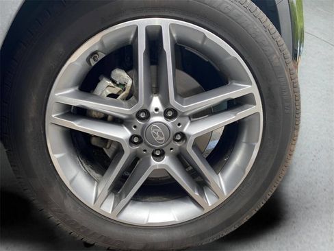 Used 2019 Hyundai Santa Fe XL image 23